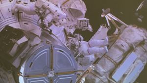 Deutscher Astronaut absolviert erfolgreich ISS-Außeneinsatz
