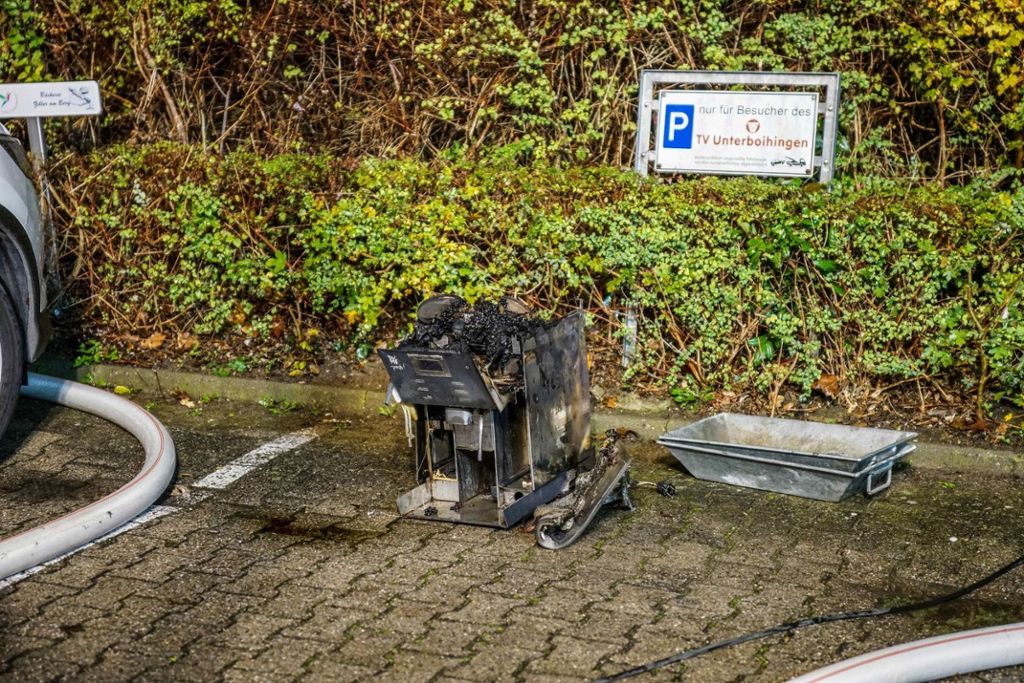 17.11.2019 In Wendlingen hat eine brennende Kaffeemaschine in einer Bäckerei einen größeren Feuerwehreinsatz ausgelöst.