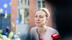 Manja Schreiner: Berlin: Verkehrssenatorin verliert Doktortitel - Rücktritt