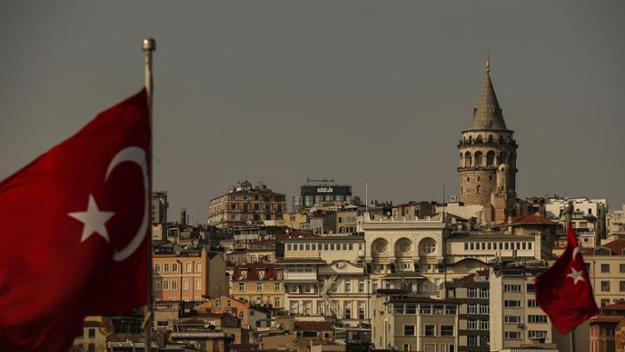 Türken halten sich an kurzfristig angesetztes Ausgangsverbot