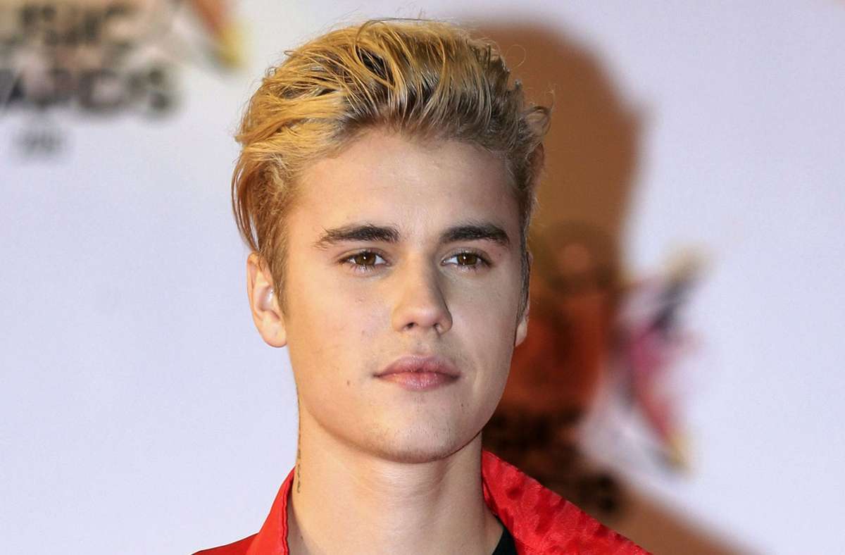 Singen für einen wohltätigen Zweck: Justin Bieber und medizinische Angestellte nehmen Song auf