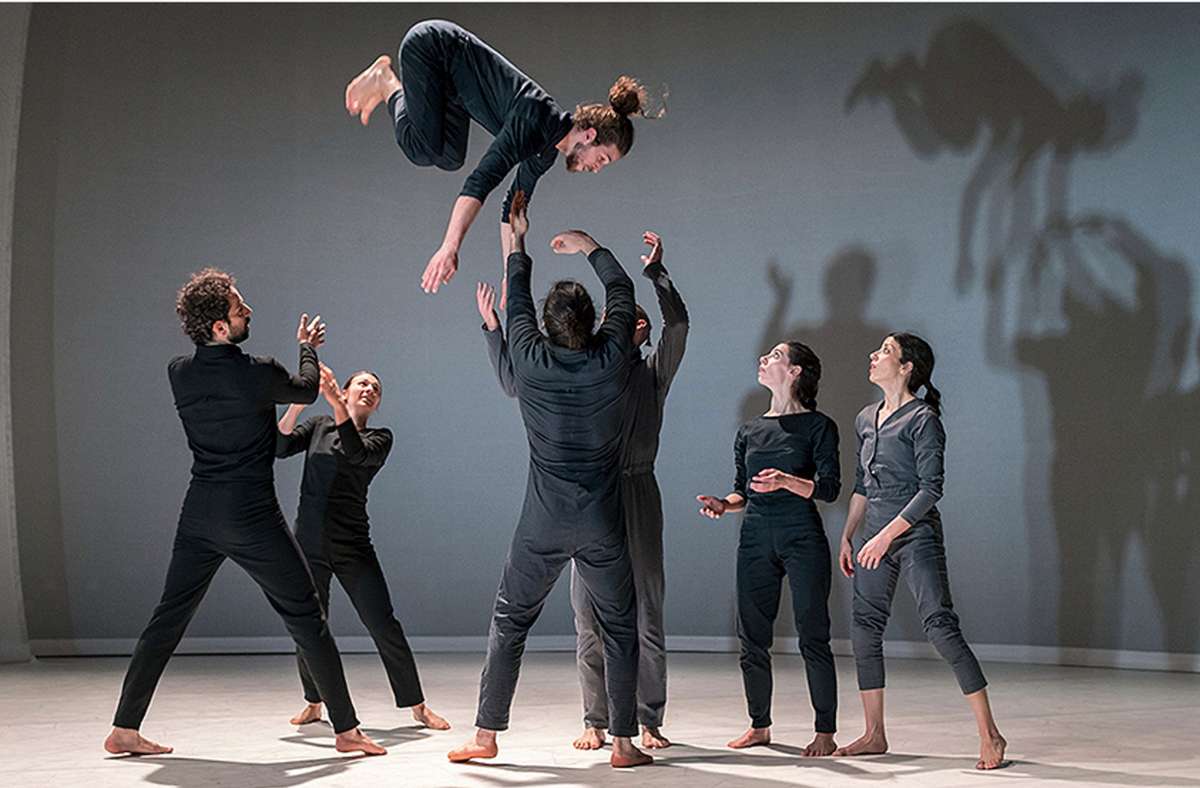Tanz trifft Akrobatik in „Set of Sets“.