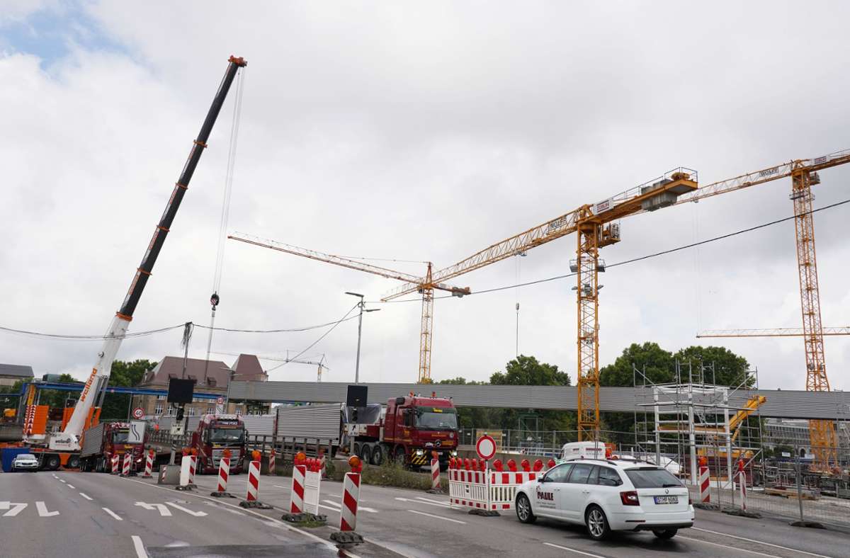 Die Tunnel-Baustelle am Gebhard-Müller-Platz sorgt für Einschränkungen im Verkehr.