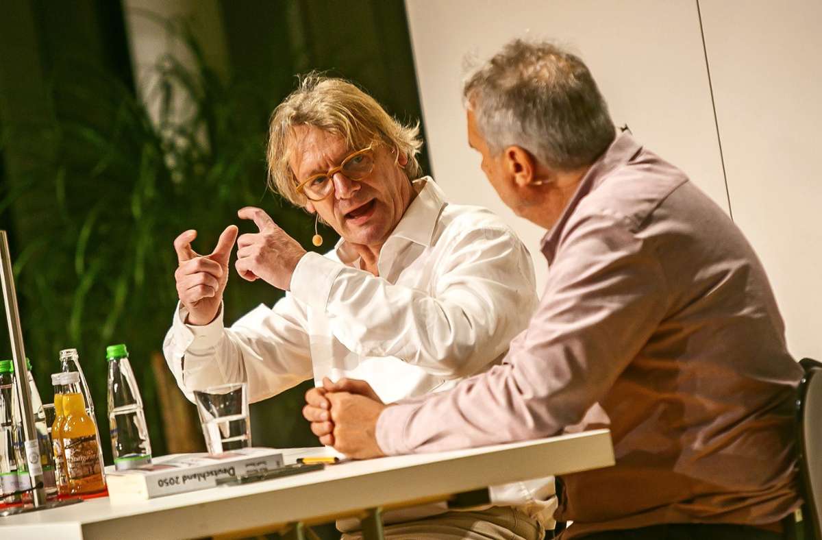 Nick Reimer bei der Esslinger Lesart: „Wir leben in ganz entscheidenden Zeiten“