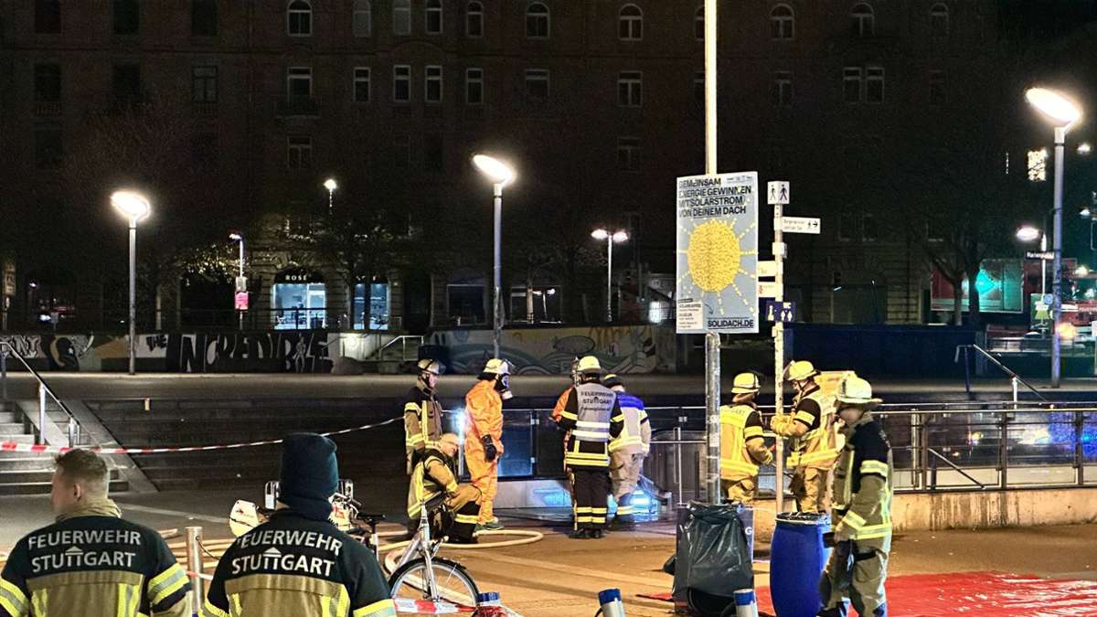 Bereits heute Nacht war die Feuerwehr mit 60 Einsatzkräften wegen der Säure am Marienplatz im Einsatz.