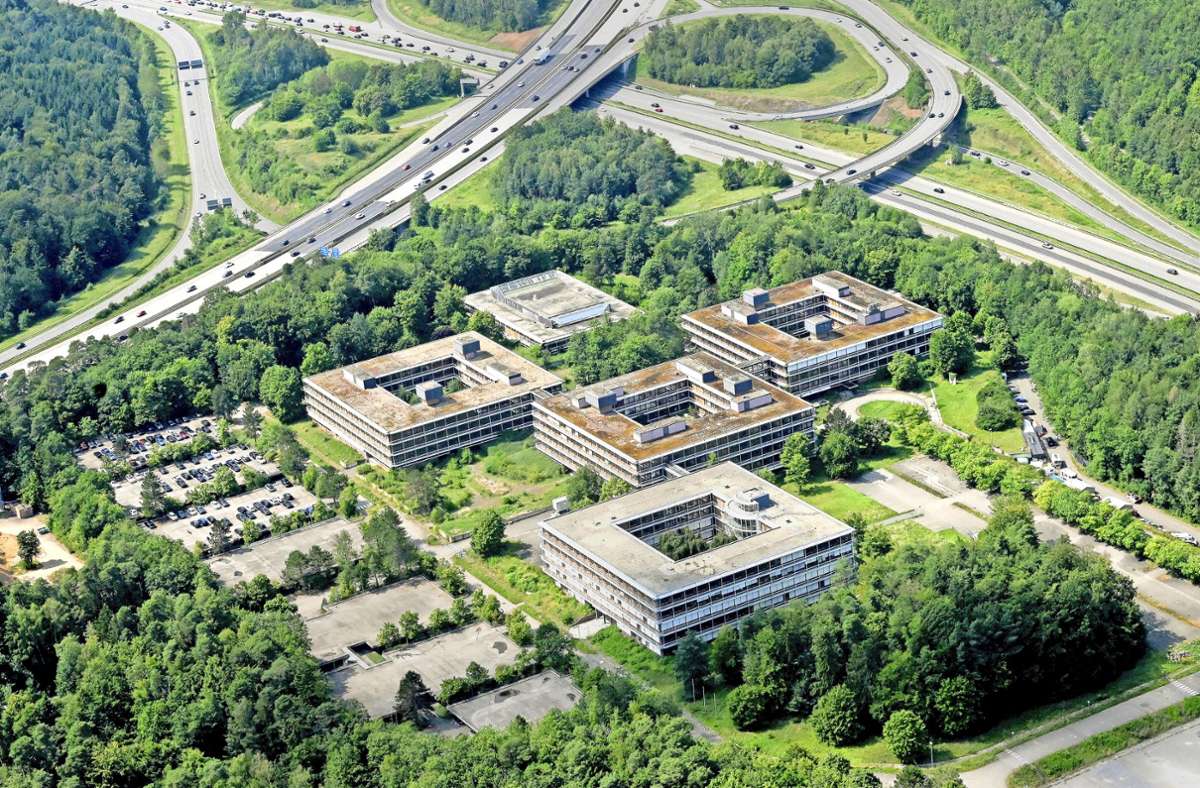 Wohnungspolitik  in Stuttgart: Eiermann-Campus: Zieht Stadt das Vorkaufsrecht?