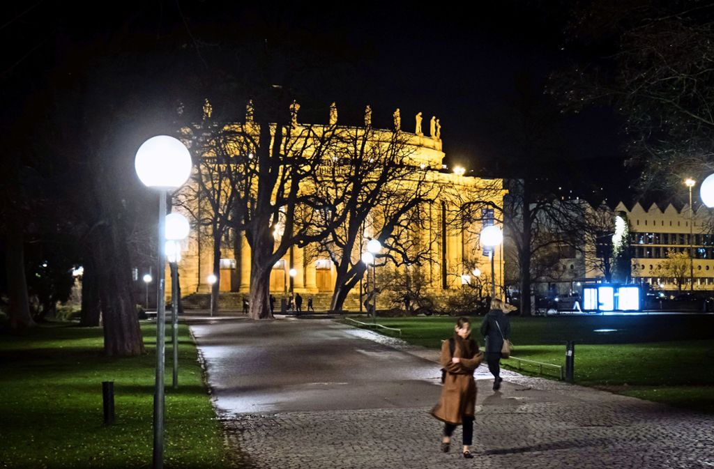 Nachts durch Stuttgart: Sicherer Heimweg  durch den Schlossgarten