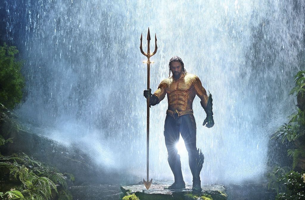 James Wans humorvolles Actionspektakel „Aquaman“ zeigt einen Comic-Helden mit Rockstar-Attitüde: Aquaman rettet die Welt