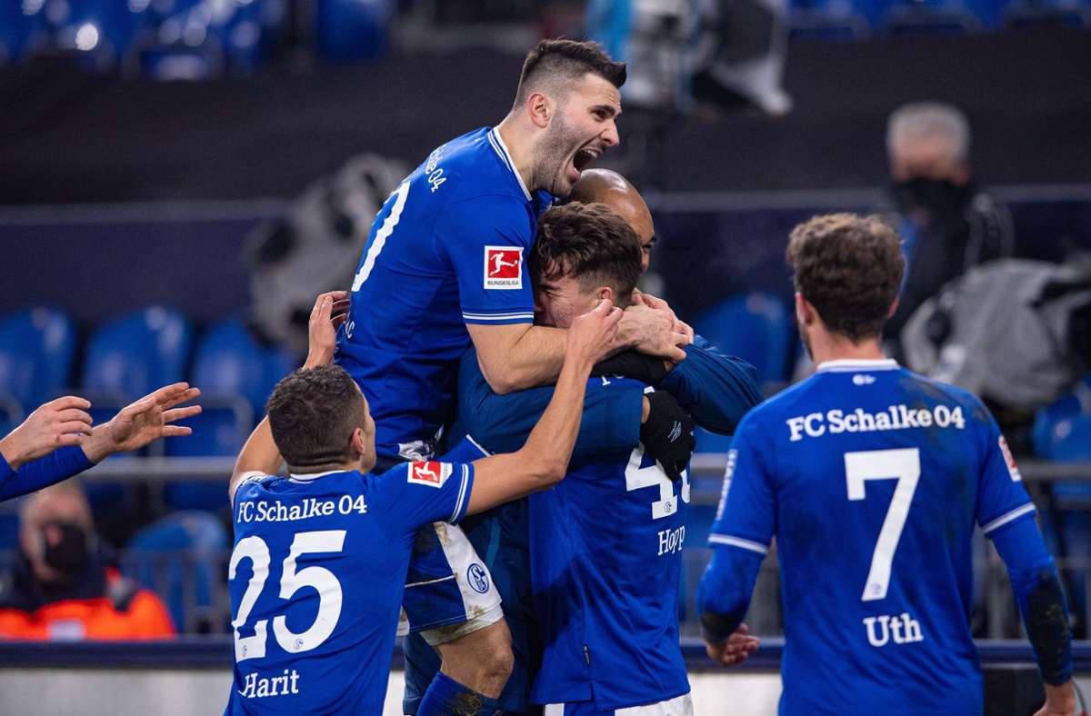 Fußball-Bundesliga: Der FC Schalke 04 schießt sich Frust furios von der Seele