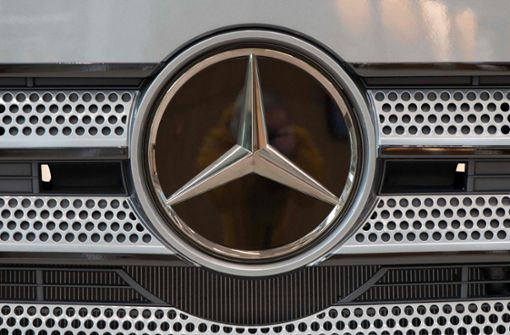 Die Zentrale von Daimler Truck hat nun einen eigenen Betriebsrat. Foto: AFP/THOMAS KIENZLE