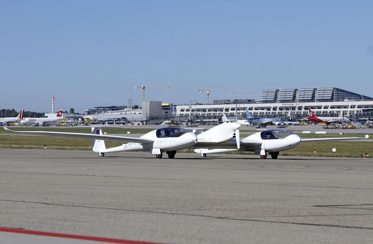 29. September 2016: Die HY4, das erste emissionsfreie Flugzeug dieser Art, startet zum Erstflug. Es ist der Beginn von vielen Tests und Weiterentwicklungen.