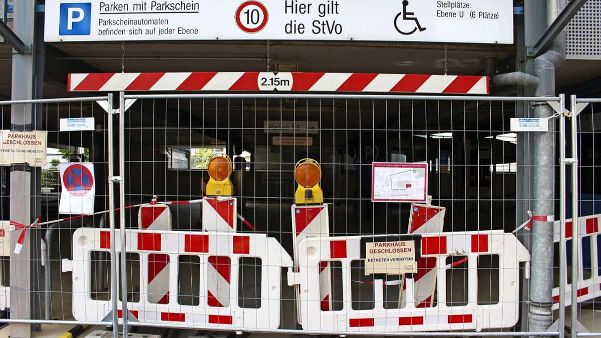 Parken am Bahnhof Bernhausen: Der Parkhaus-Streit spitzt sich zu