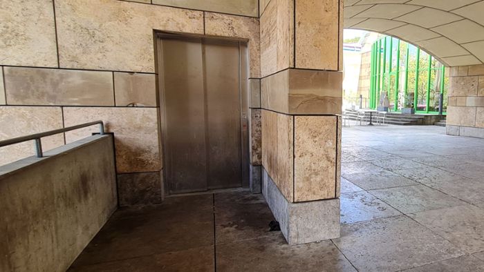 Aufzug an der Staatsgalerie wird als Toilette missbraucht