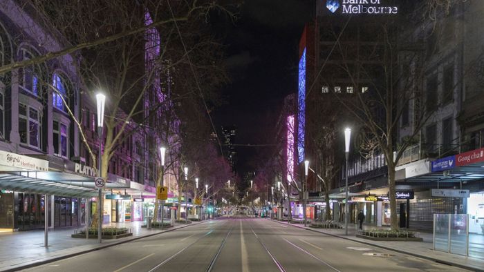Melbourne kehrt zurück in strikten Lockdown