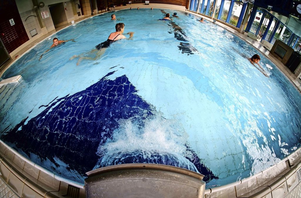 Stadt will nach der Kritik an Preiserhöhungen den Saunabereich abtrennen: Schwimmen im Leuze soll billiger werden