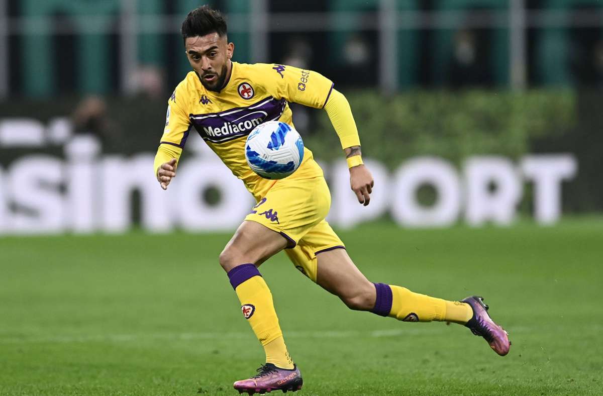 Nicolas Gonzalez (23) wechselte vergangenen Sommer für 23,5 Millionen Euro zu AC Florenz – und belegt dort derzeit den achten Rang in der Serie A. In 24 Einsätzen für die Fiorentina kam der Argentinier bislang auf zwei Tore und sechs Vorlagen.