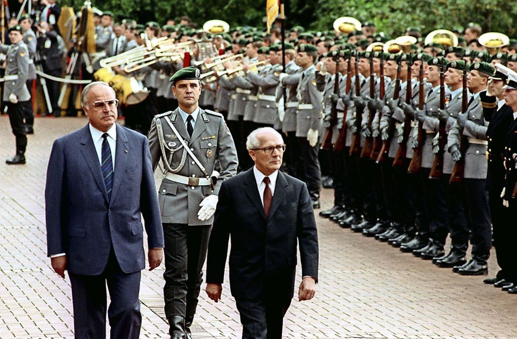 INF-Vertrag unterzeichnet – Honecker besucht die Bundesrepublik – Der ungeklärte Tod von Uwe Barschel – Central-Theater gerettet: Entspannung und Abrüstung