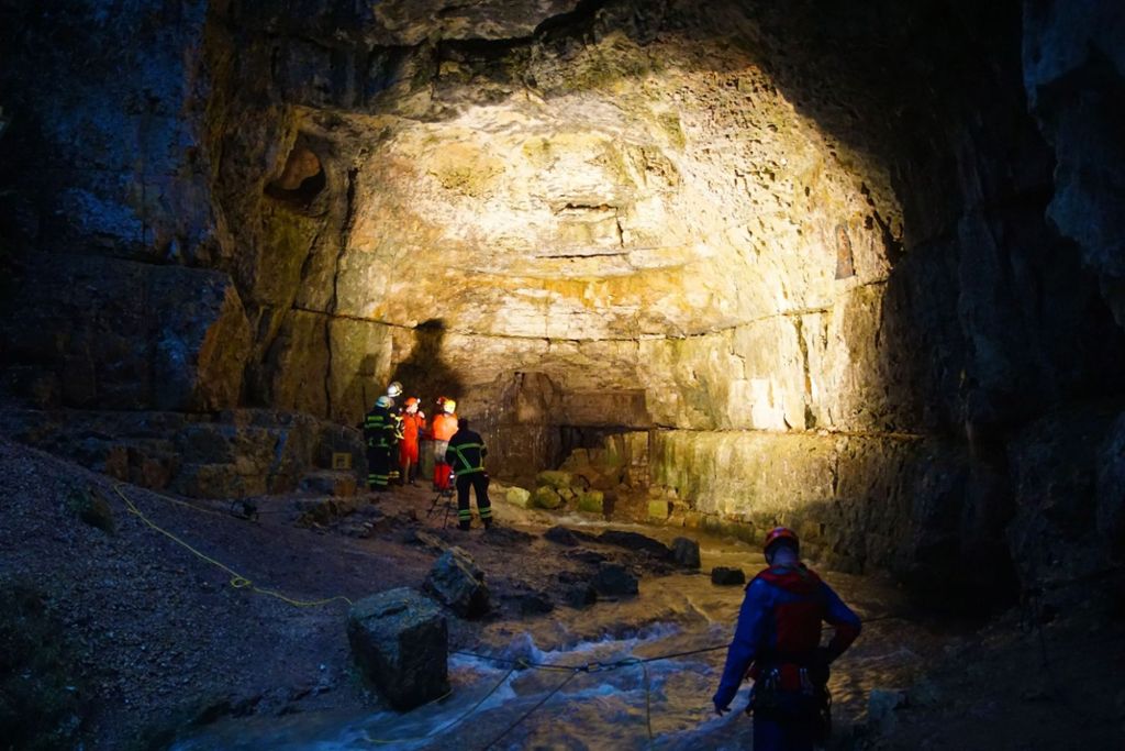 28.07.2019 Zwei Männer sind in der Falkensteiner Höhle eingeschlossen.