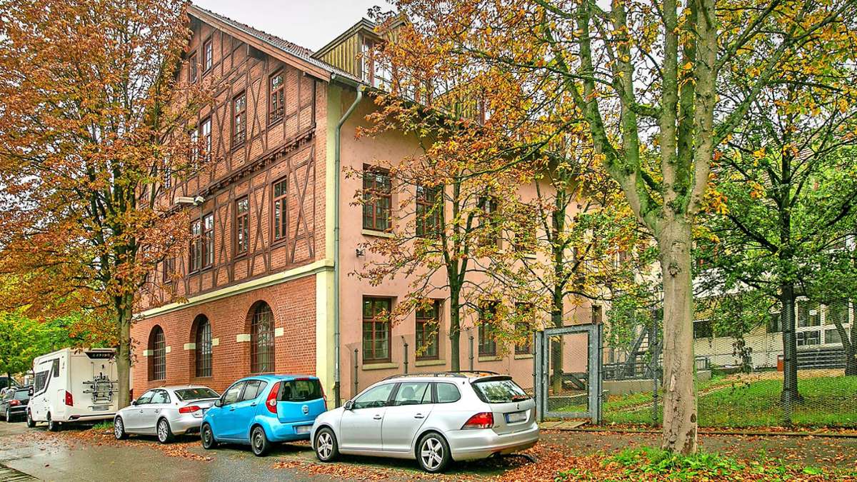 Esslingen kritisiert Landratsamt: Großunterkunft für Geflüchtete „ist ein Grundfehler“