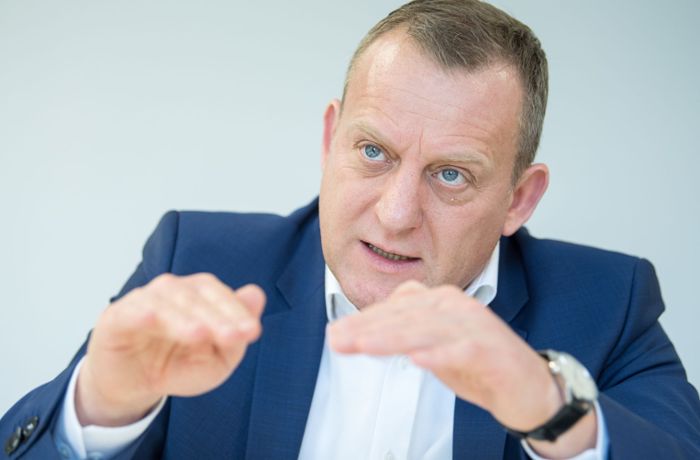 IG-Metall-Bezirkschef Zitzelsberger: „Die Verbotsdebatte ist sinnlos“