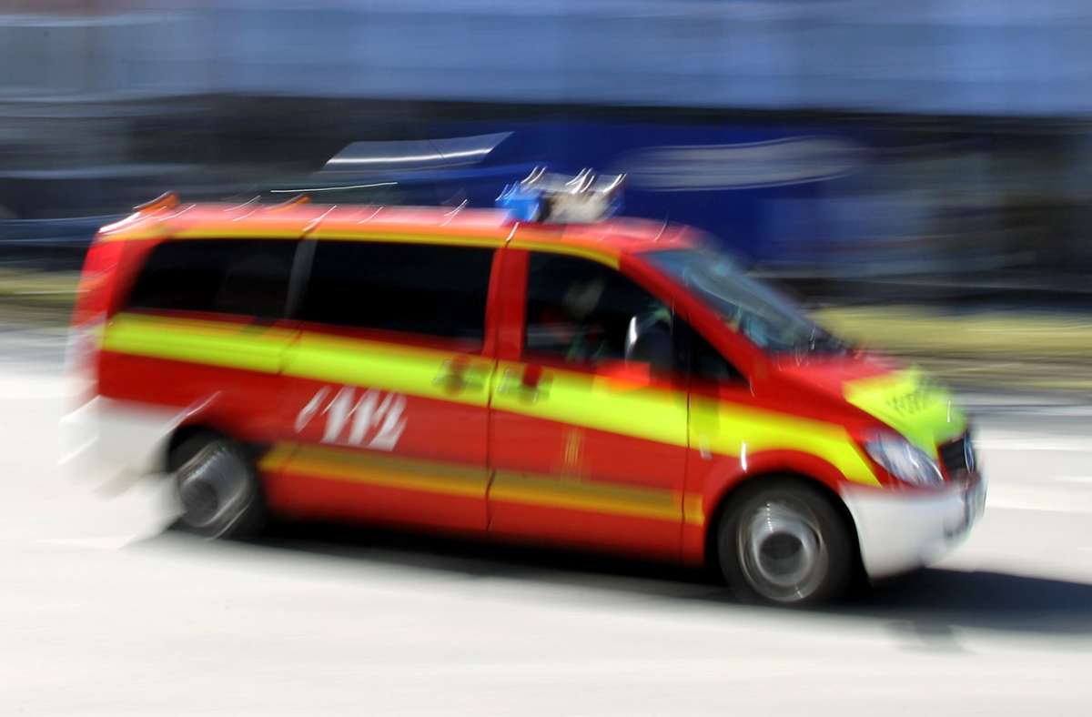 Asperg: Mercedes fängt plötzlich Feuer
