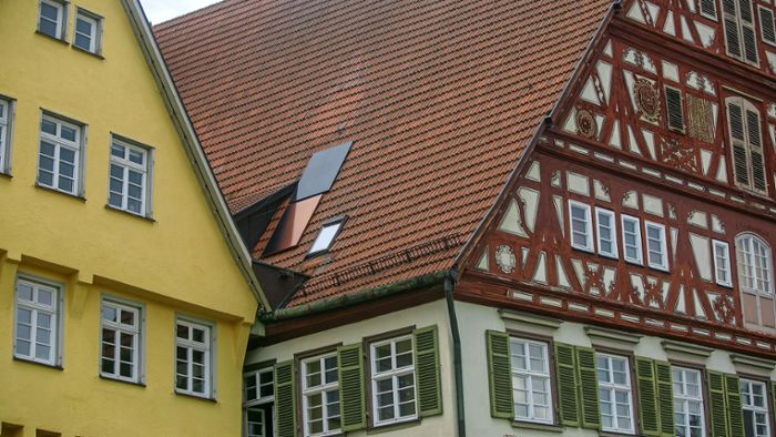 Streit um Solaranlagen in Esslingen: Ministerin: Denkmalschutz und Erneuerbare vereinbar