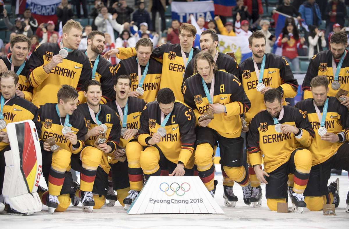 Auch Platz zwei war für das Eishockey-Team ein Riesenerfolg. Foto: imago/Sven Simon/Anke Waelischmiller/SVEN SIMON