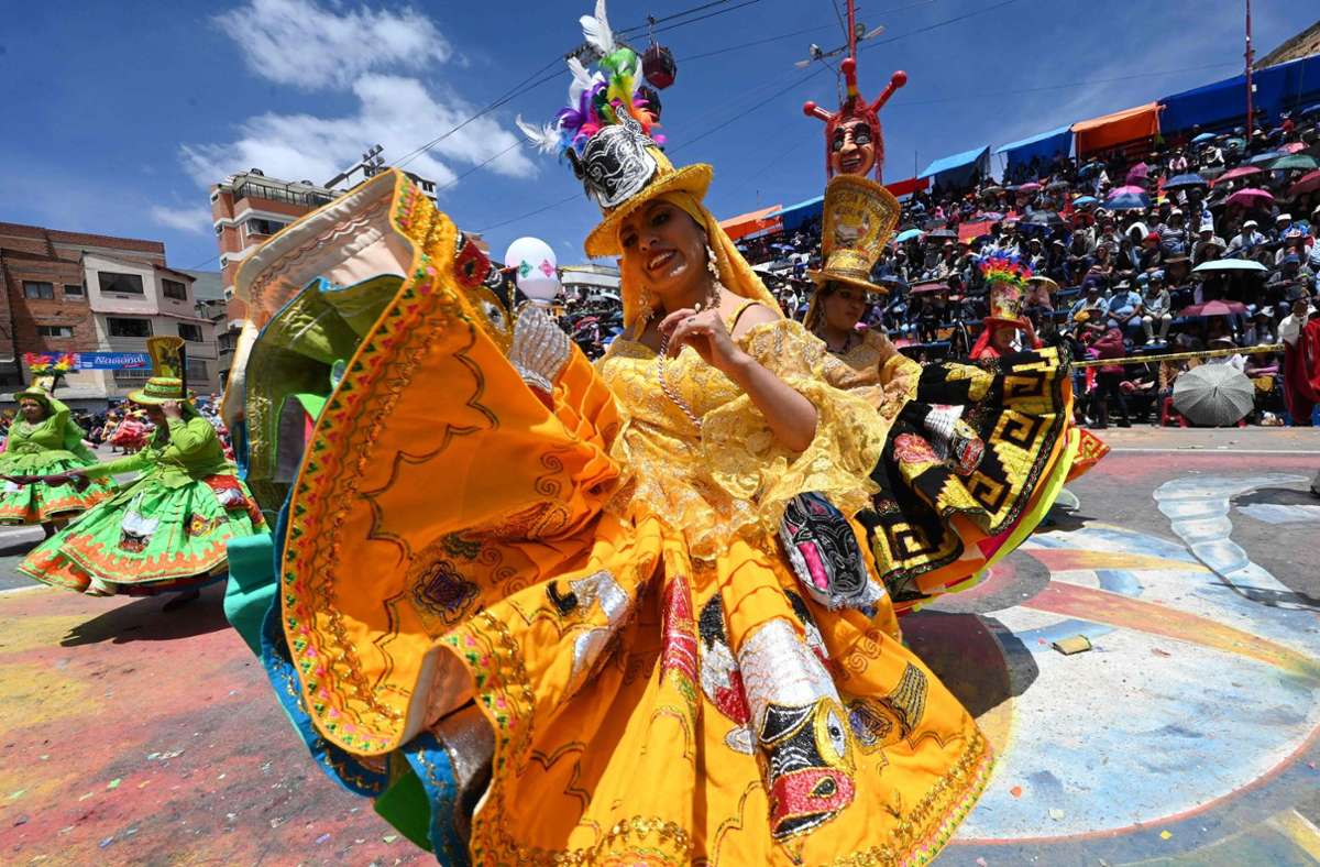 Mit der Parade der besten Sambaschulen beginnt in Rio de Janeiro der Höhepunkt des weltberühmten Karnevals