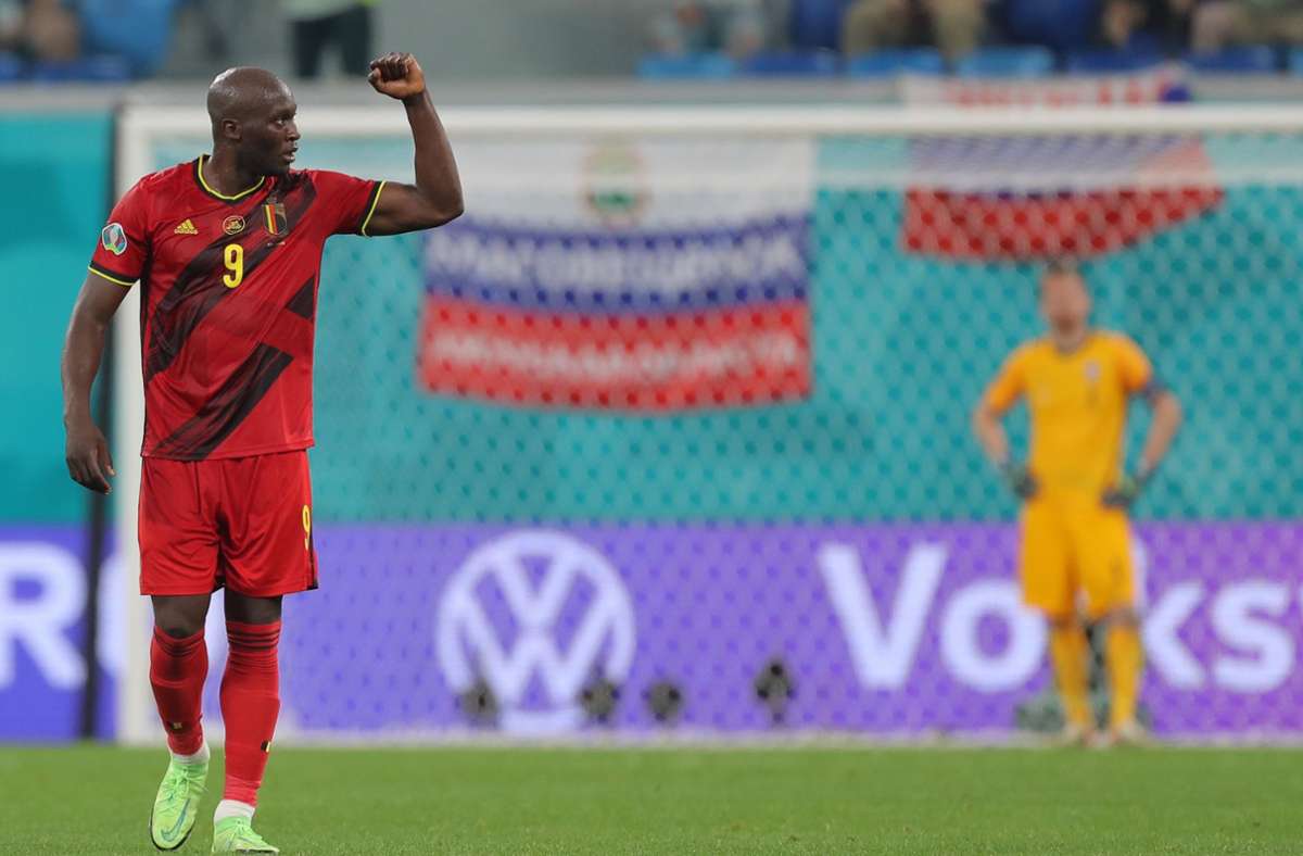 Belgiens Romelu Lukaku feiert das 2:0.