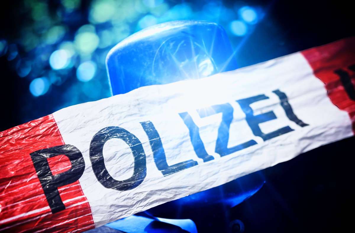 Tödlicher Unfall in Stuttgart: Motorradfahrer nach Überholmanöver gestorben
