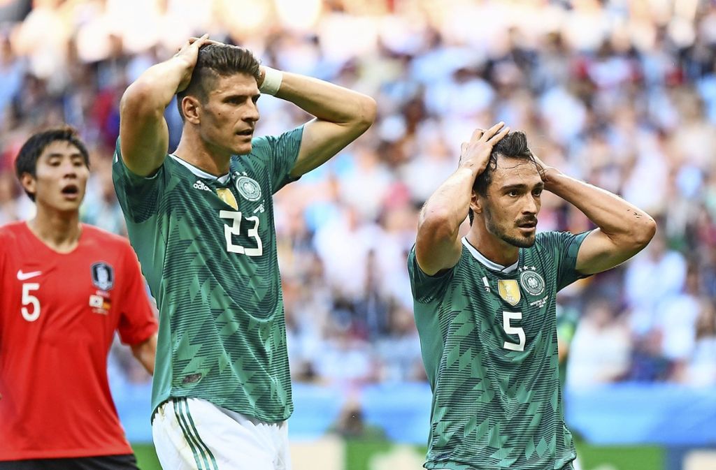 Bundestrainer Löw lässt seine Zukunft offen: Deutschland scheidet bei der WM aus