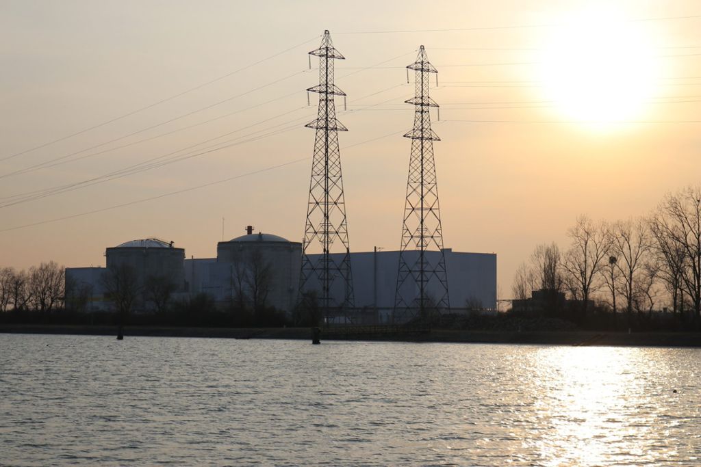 Das Kraftwerk Fessenheim im Elsass ist das älteste noch laufende Atomkraftwerk Frankreichs: Reaktor 2 des Atomkraftwerks Fessenheim steht wieder still
