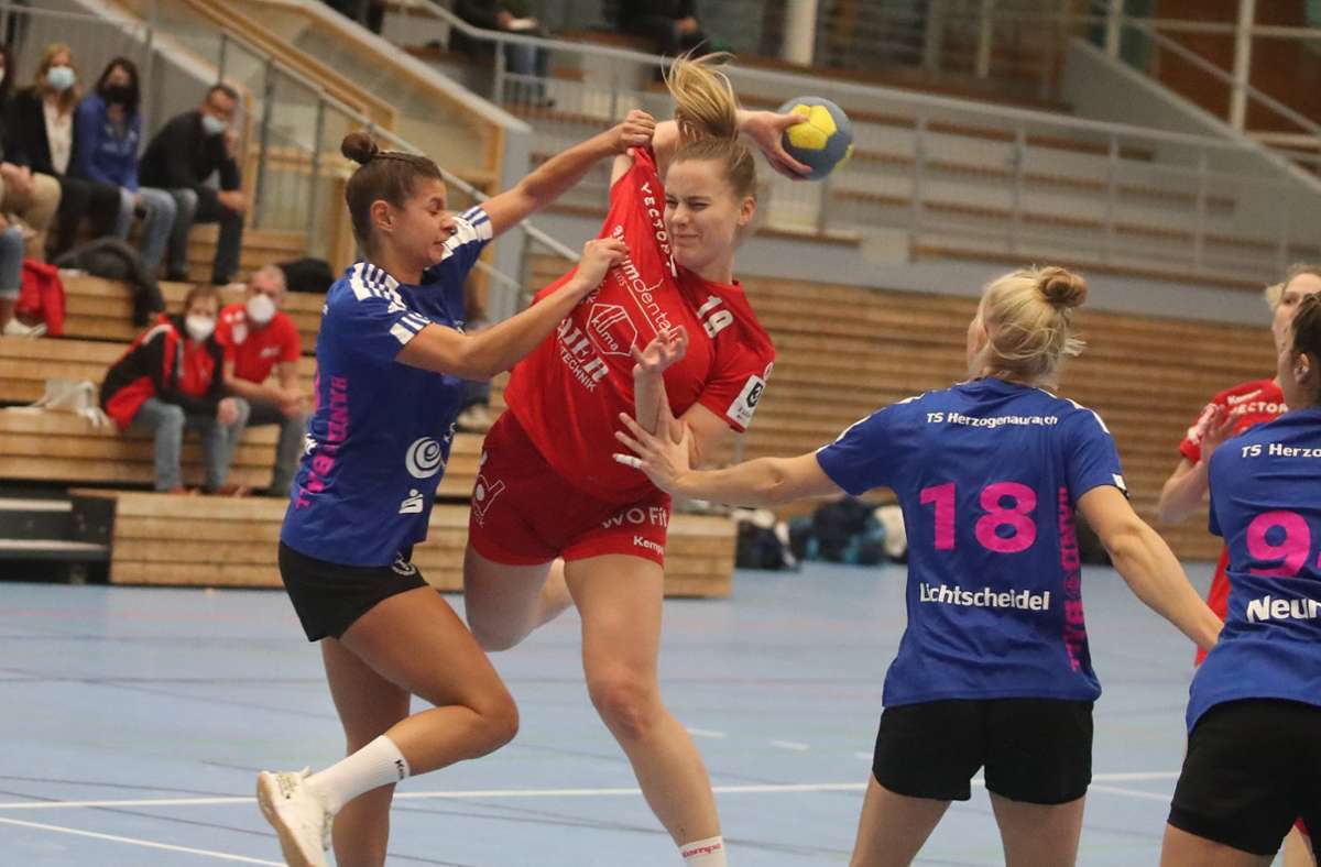 Handball Dritte Liga Frauen: Die Hexenbanner-Frauen finden nicht in den Tritt