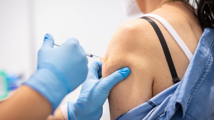 Hausärzte beklagen enormen Mehraufwand wegen Kreuzimpfung