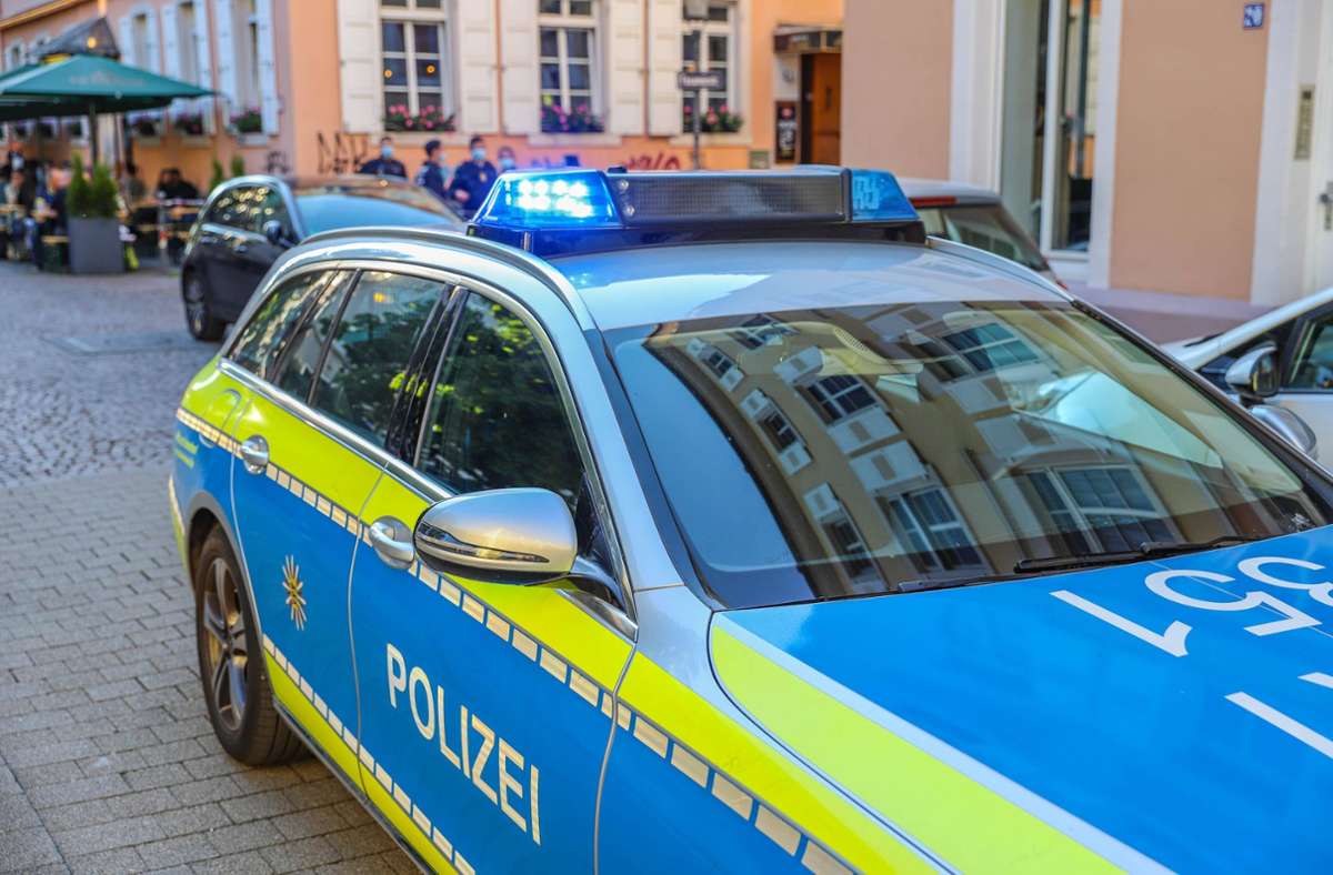 Einbruch in   Nürtingen: Fenster in Wohnhaus aufgehebelt und eingebrochen