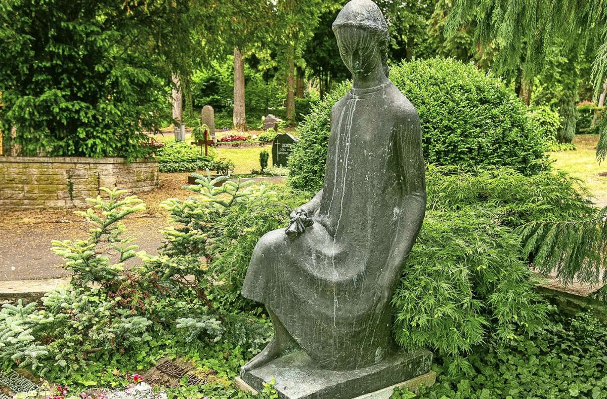 Ebershaldenfriedhof in Esslingen: Steine erzählen Stadtgeschichte