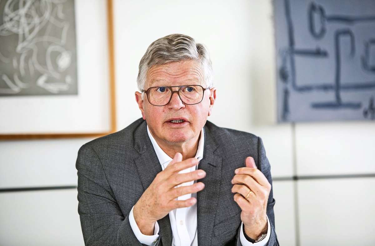 Interview mit Landrat Heinz Eininger: „Investitionen sind solide finanziert“