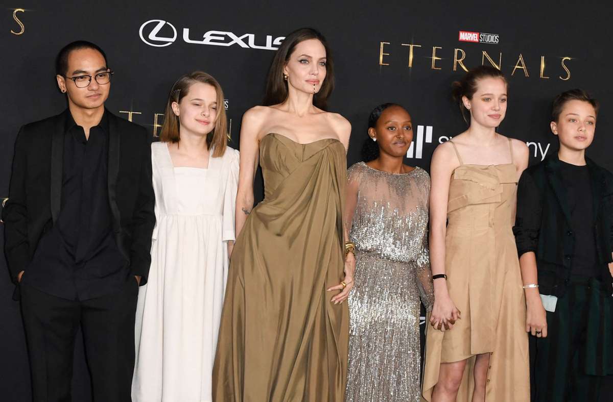 Tochter von Angelina Jolie: Zahara trägt ein Oscar-Kleid ihrer Mama