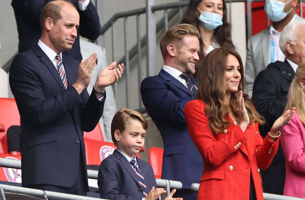 EM 2021 im Wembley: Prinz William mit Familie im Stadion – auch Ed Sheeran da