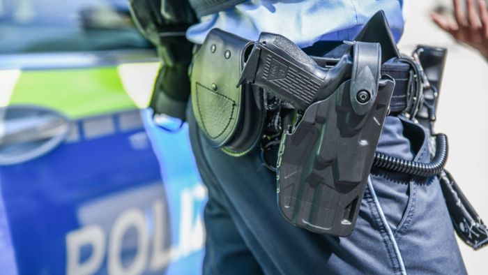 Polizei ermittelt wegen des Verstoßes gegen das Waffengesetz