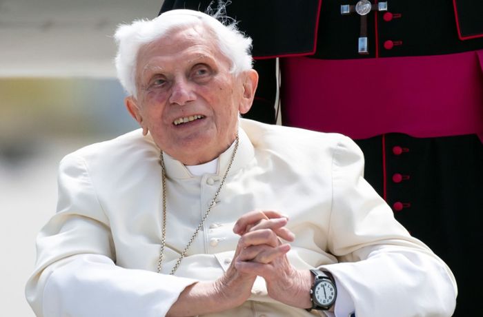 Nachruf auf Papst Benedikt XVI.: Der erste Papst der Neuzeit, der sein Amt niederlegte
