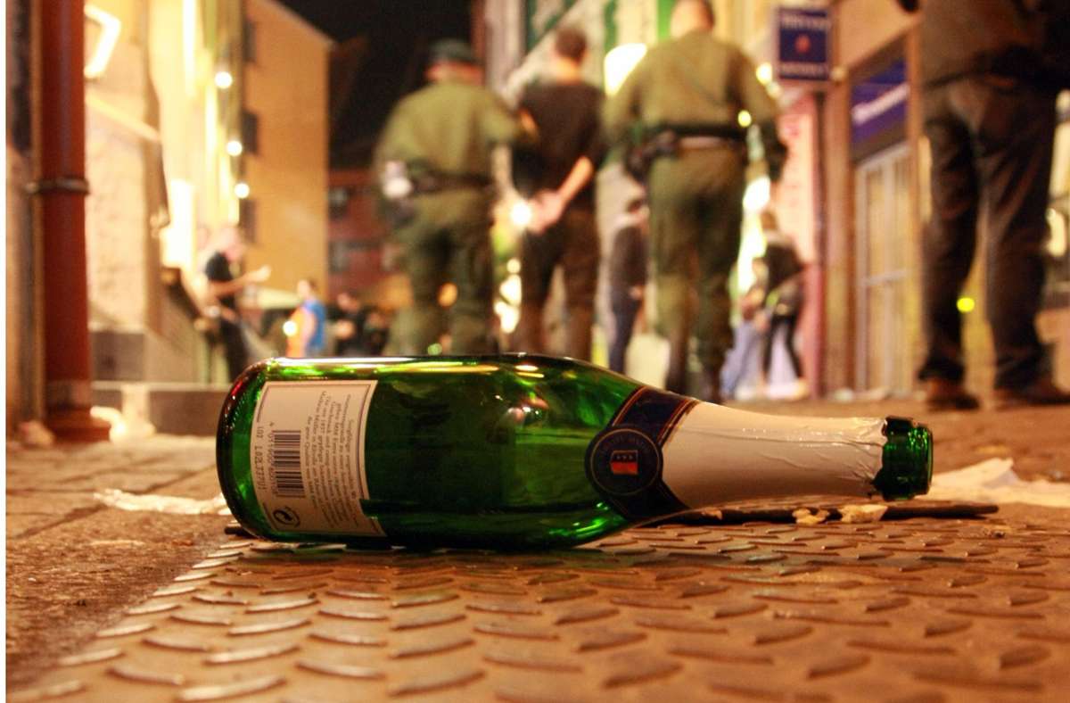 Steigende Corona-Zahlen: Stadt Wiesbaden verhängt nächtliches Alkoholverbot