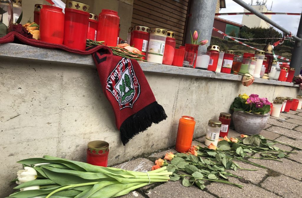Trauerfeier in Rot am See: Rot am See nimmt Abschied von  sechs Toten