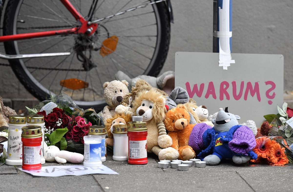Solingen: Stadt trauert um getötete Kinder - Geständnis via Whatsapp