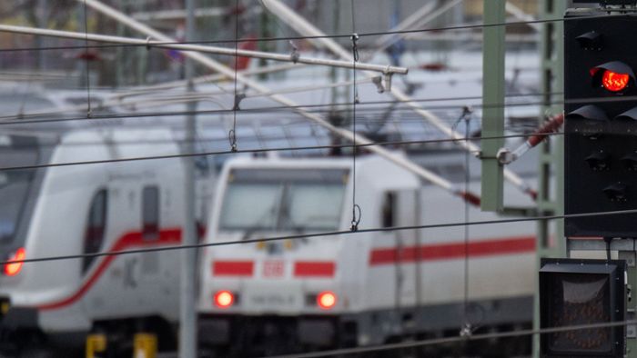 Deutsche Bahn verurteilt  Aktion als „völlig unnütz und unnötig“