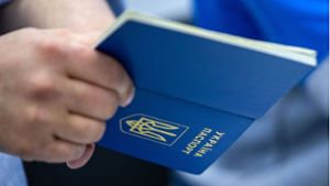 Ukraine stoppt Ausgabe: Keine Reisepässe für Auslandsukrainer im wehrfähigen Alter