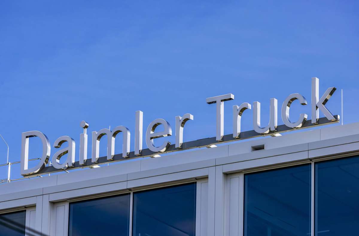 eEconic in Wörth: Daimler Truck startet Serienproduktion des ersten Elektro-Müllwagens