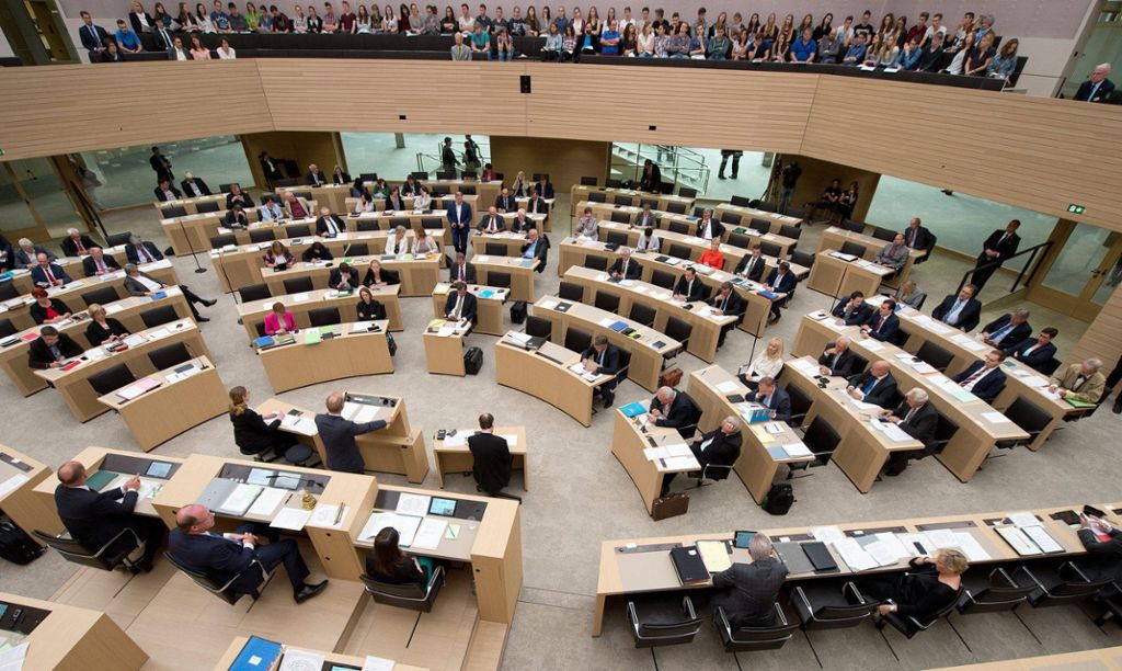 Landtag diskutiert über Terrorgefahr im Land
