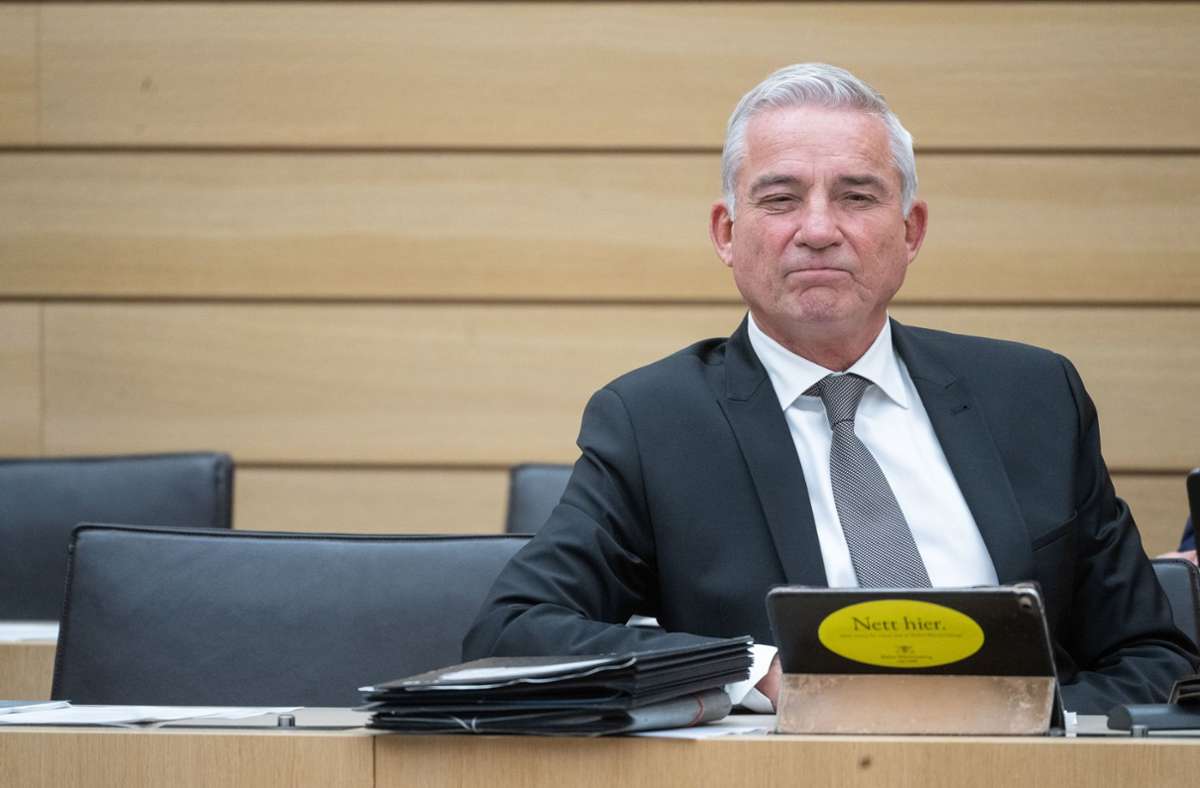 Innenminister Thomas Strobl – die Brief-Affäre setzt ihn schwer unter Druck. (Archivbild) Foto: dpa/Marijan Murat