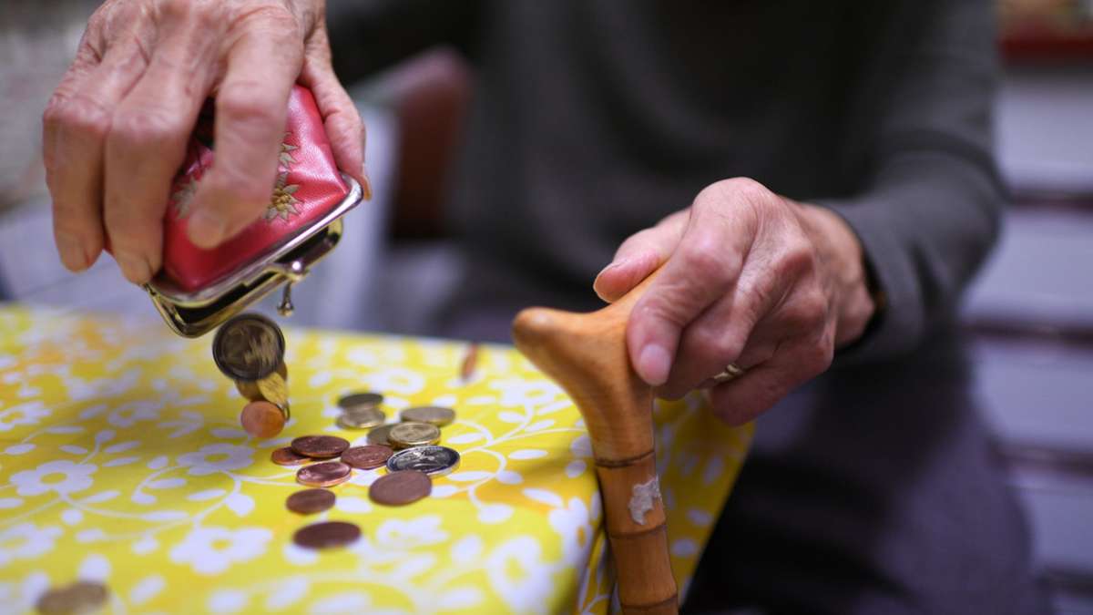 Soziales: Immer mehr Rentner beziehen Grundsicherung